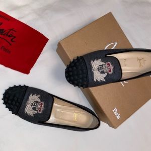Gray and black Christian Louboutin Intern cap-toe loafers 
Size 42